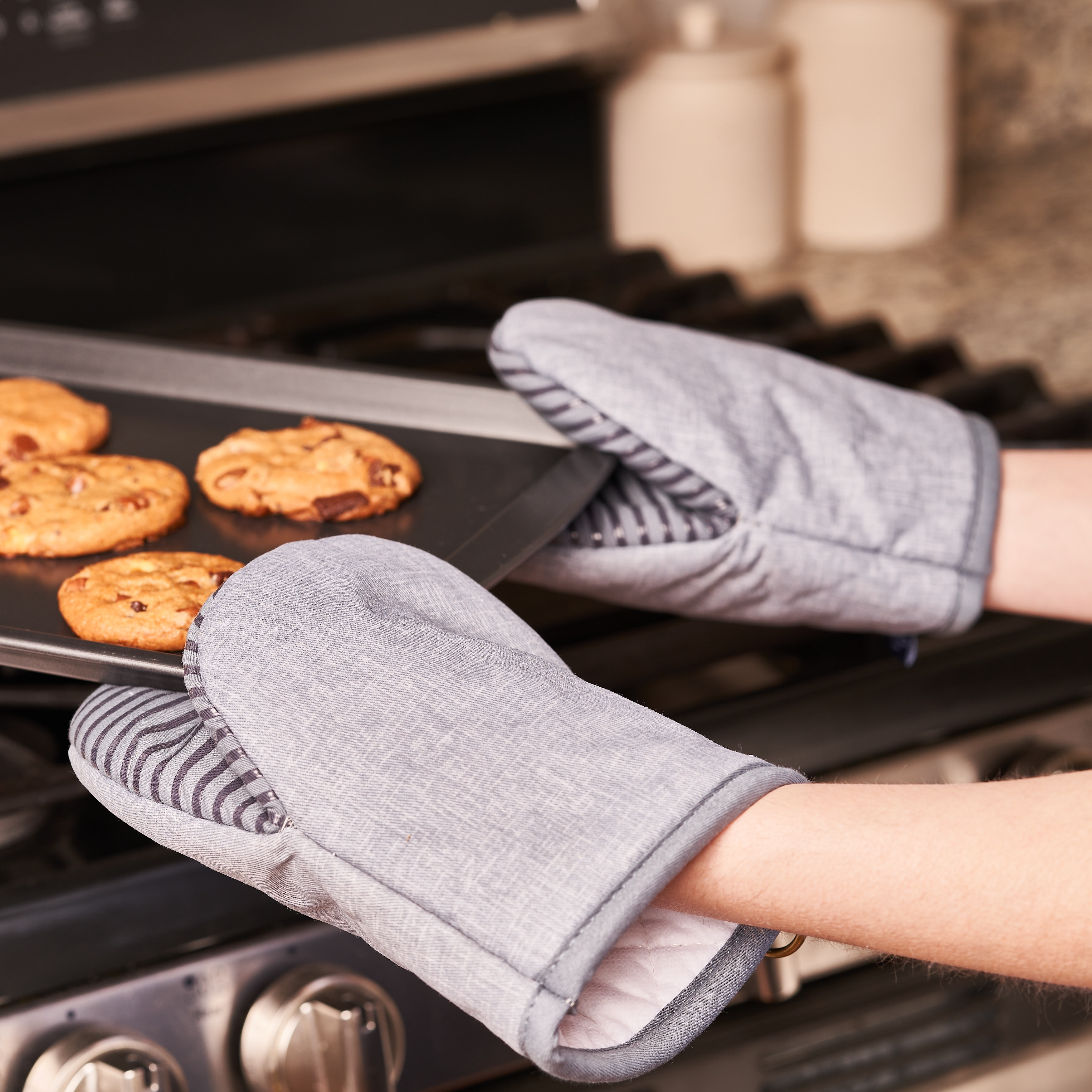 2 Pk 5x8 Quilted Heat Resistant Mini Oven Mitts - Misty Blue - One Size
