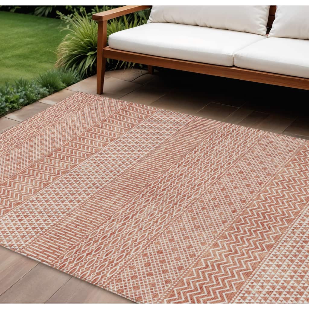 HomeRoots Chevron Modern Rectangle Outdoor Rug