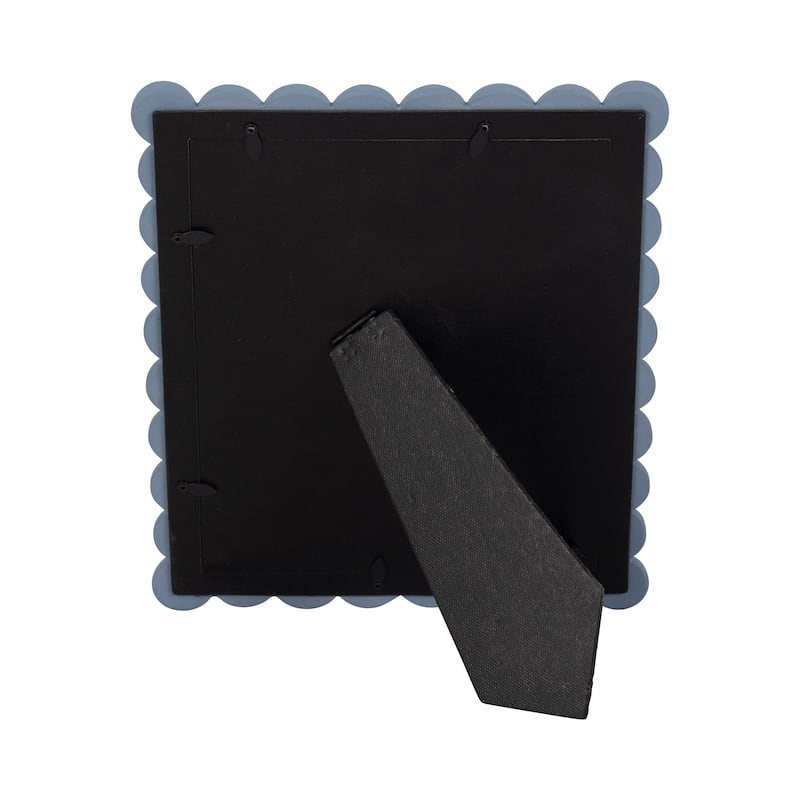Sagebrook Home Resin Picture Frame with Scalloped Edges and Built-In Stand