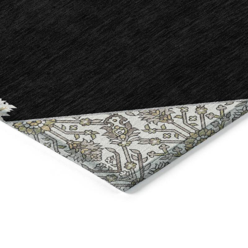 Machine Washable Indoor/ Outdoor Traditional Chantille Rug