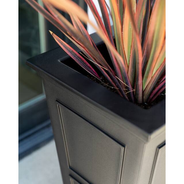 Veradek Brixton Tall 28-inch Planter
