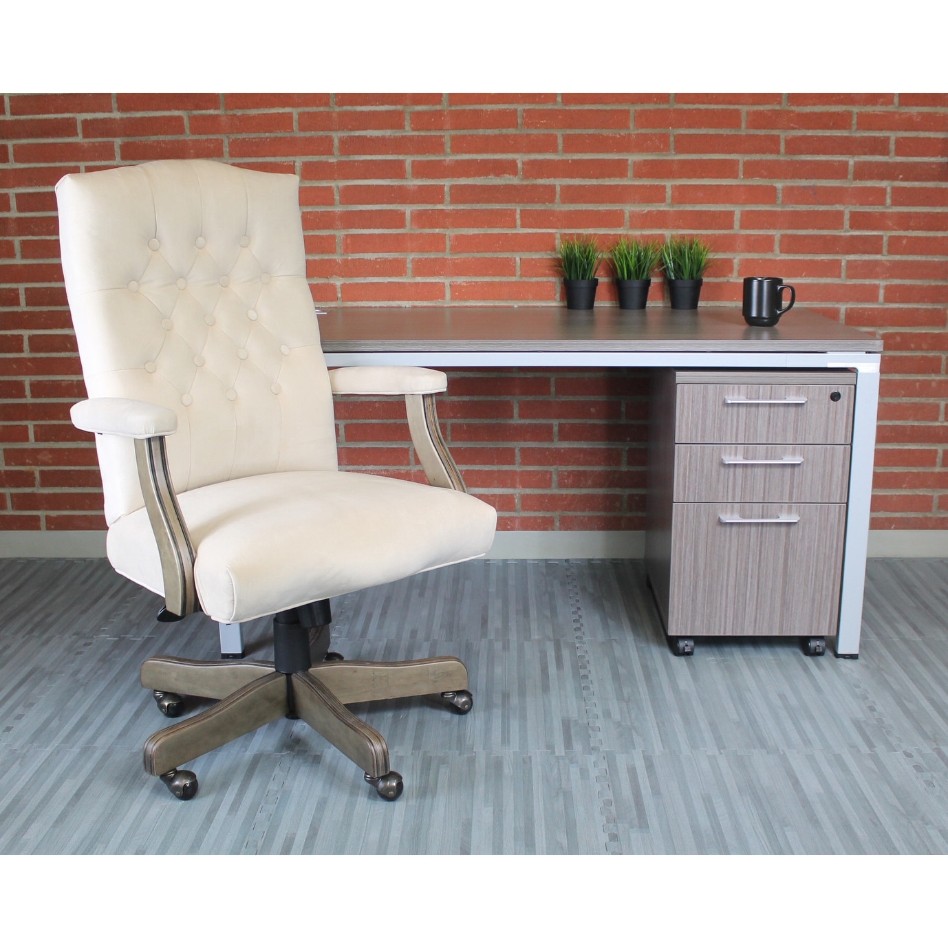 Boss Office Products Executive Chair - On Sale - Overstock - 21955364