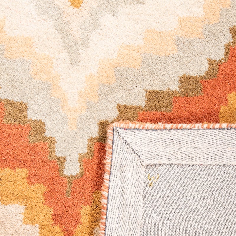 Martha Stewart by SAFAVIEH Wildfire Wool Rug