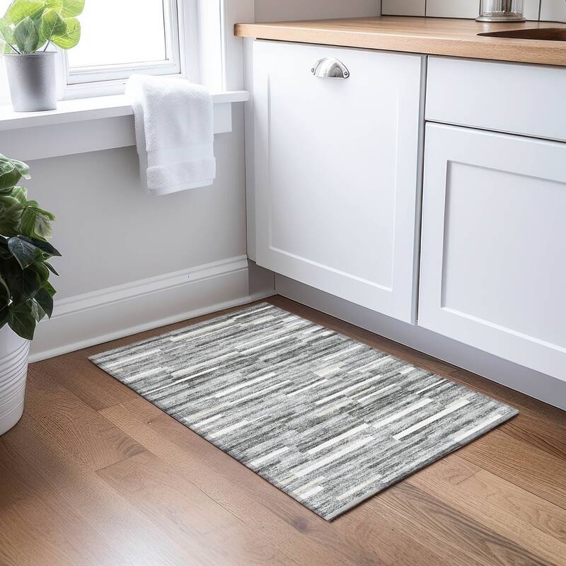 Machine Washable Indoor/ Outdoor Chantille Modern Stripes Rug