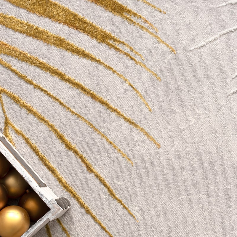 Elegant Area Rug with Textured Palm Leaf Design