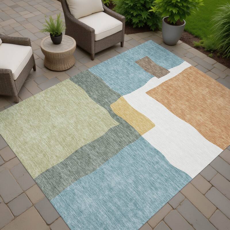 Machine Washable Indoor/ Outdoor Contemporary Blox Chantille Rug