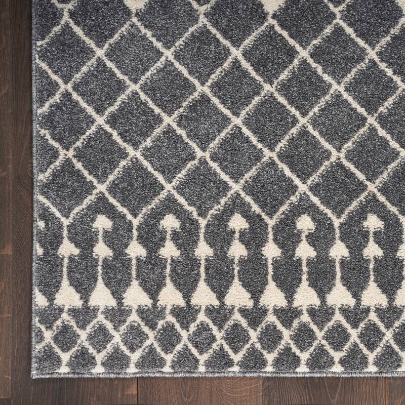 Carson Carrington Drafsen Boho Moroccan Area Rug
