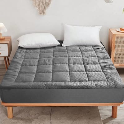 Queen Size Solid-Color Embossed Mattress Bedspread