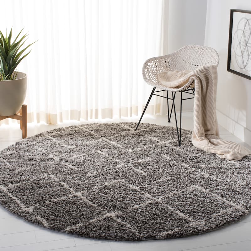 SAFAVIEH Arizona Shag Ghinwa 1.2-inch Thick Rug - 6'7" Round - Brown/Ivory