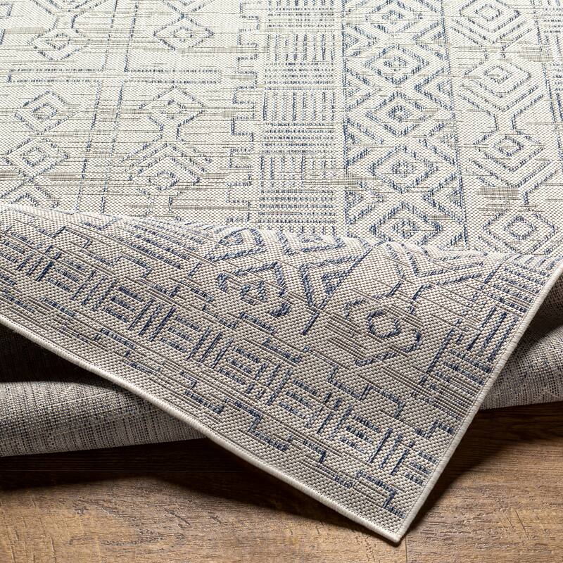 Livabliss Sharie Global Patterned Rug