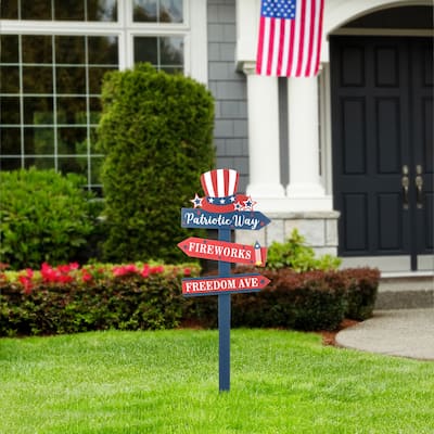 Glitzhome 36"H Patriotic Americana Wooden Top Hat Yard Stake