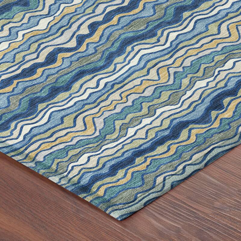 Machine Washable Indoor/ Outdoor Ziggy Stripe Chantille Rug