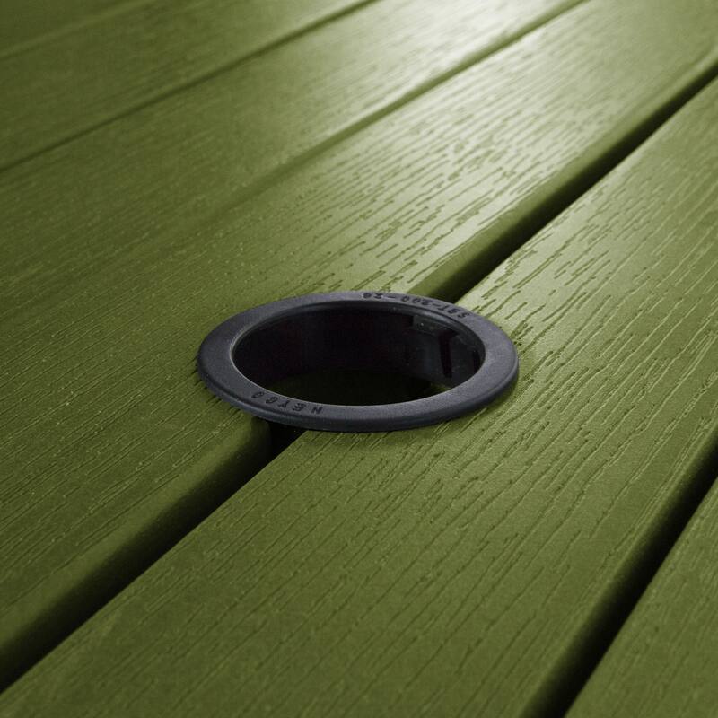 Highwood Commercial Grade 48" Round Dining Height Table