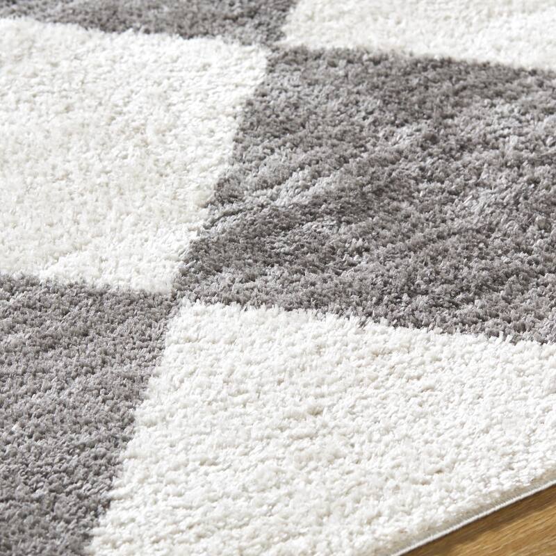 Livabliss Scandinavian Fossay Shag Diamond Washable Area Rug