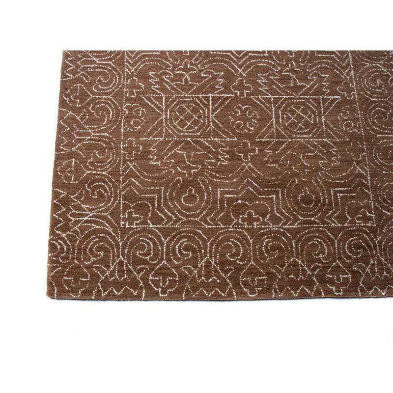 Bashian Fenwich Cinnamon Transitional Area Rug