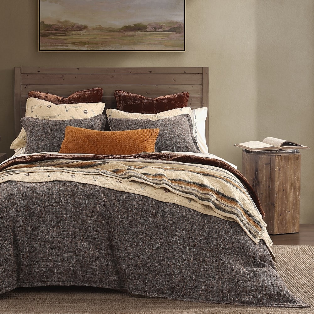 Paseo Road Maverick Longhorns Rustic Western Skull and Vintage Stripes Pattern 3 Piece Reversible Quilt with Pillow Shams