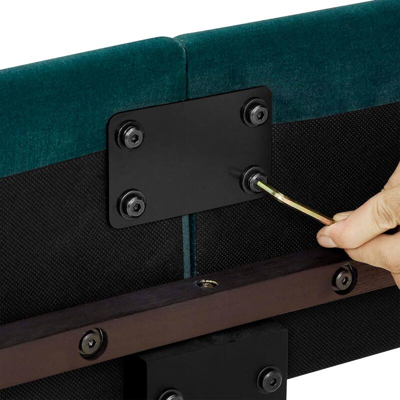 Queen Size Green Velvet Tufted Upholstered Platform Bed