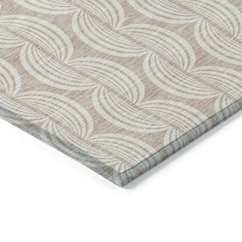 Machine Washable Indoor/ Outdoor Wavy Modern Chantille Rug
