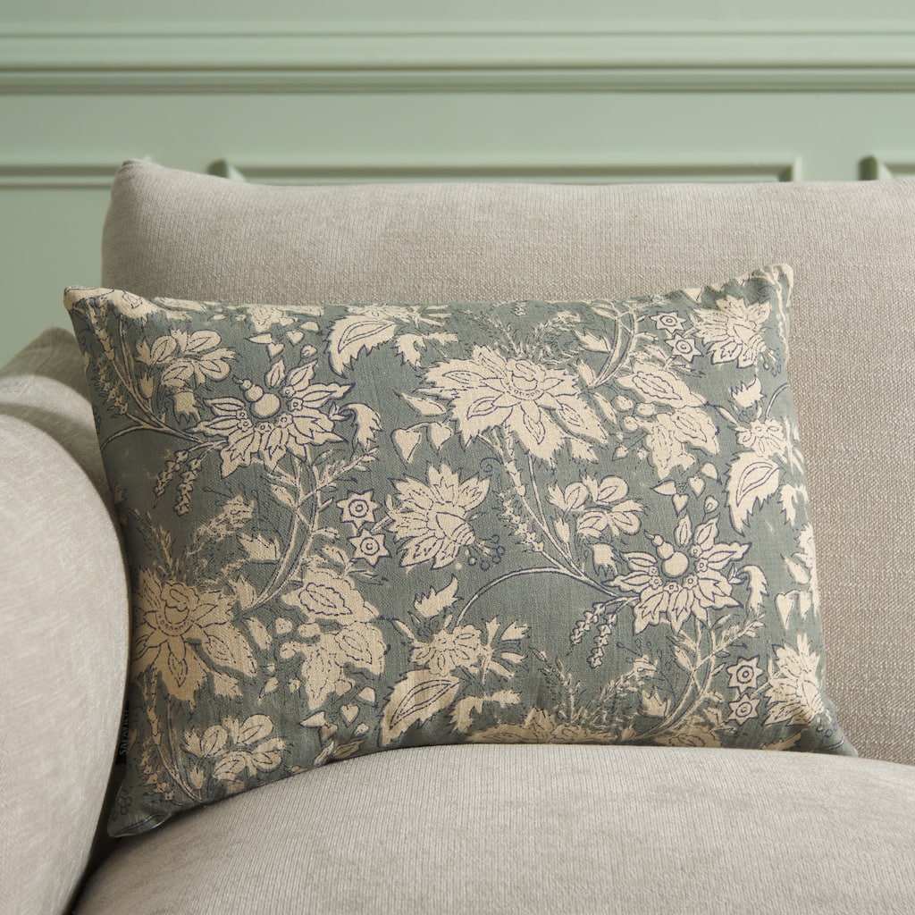 SAFAVIEH Home Enya 14 x 20-inch Grey Cotton Lumbar Pillow
