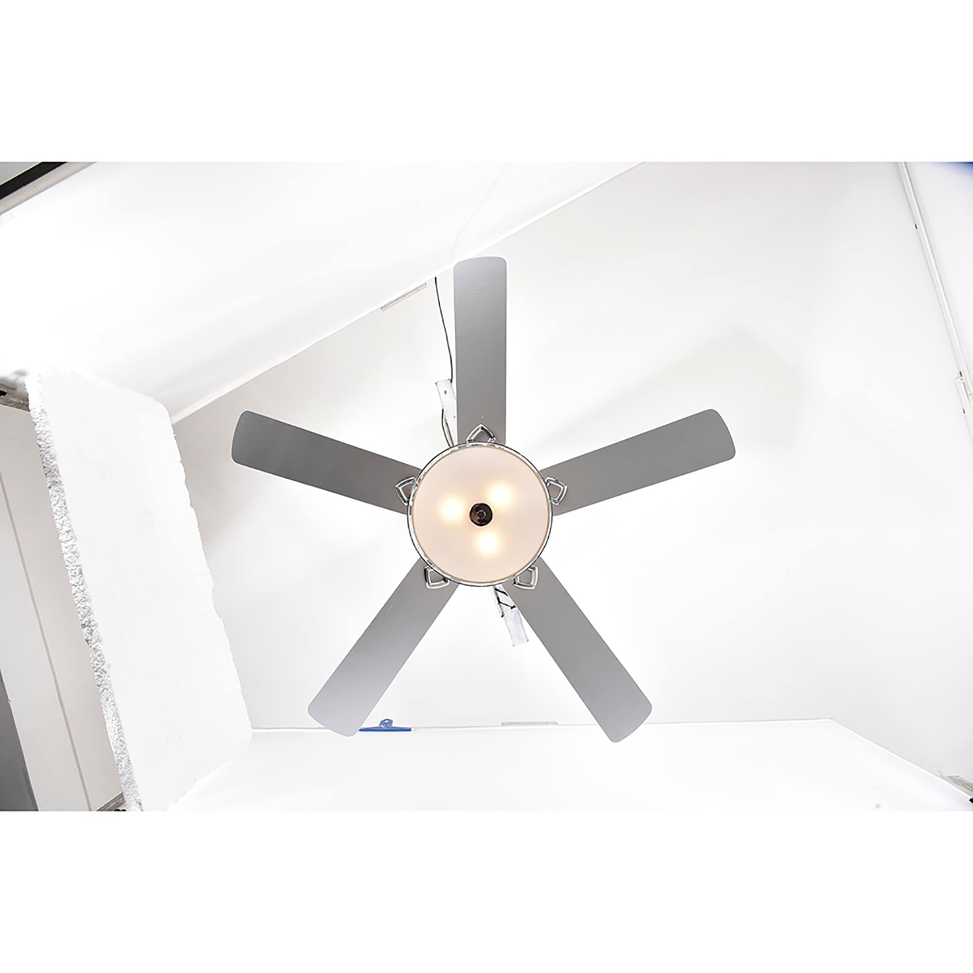 Muzanne Chrome 52-Inch 5-Blade Geometric Pattern Metal