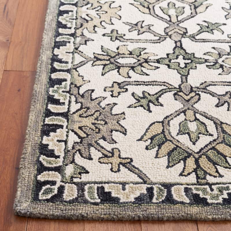 SAFAVIEH Handmade Aspen Vitala Boho Wool Rug