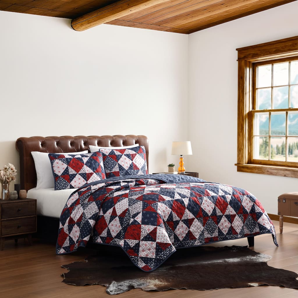 Wrangler Rodeo Patchwork Cotton Reversible Quilt Set