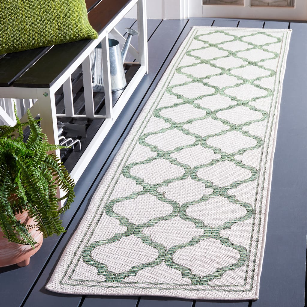 SAFAVIEH Bermuda Washable Edelt Indoor/ Outdoor Waterproof Rug - 2' x 8' Runner