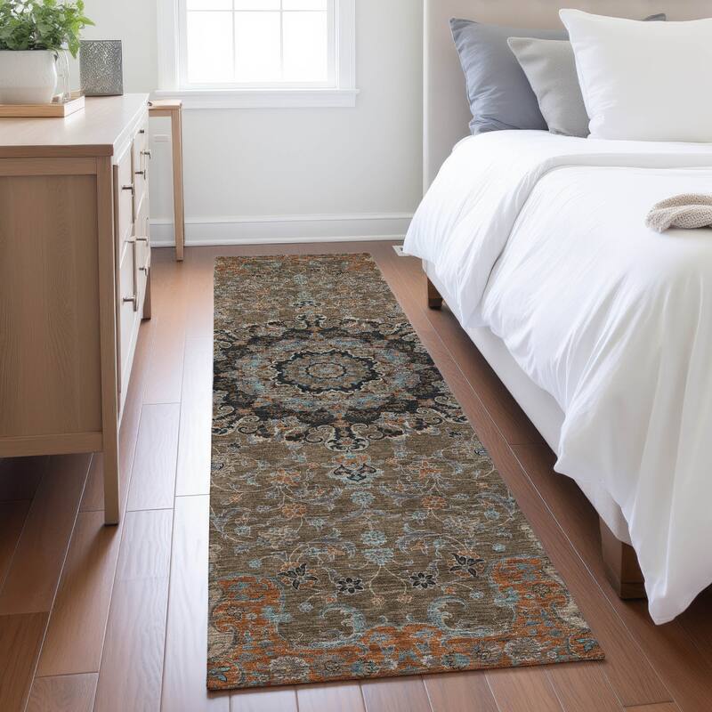 Machine Washable Indoor/ Outdoor Traditional Awaka Chantille Rug