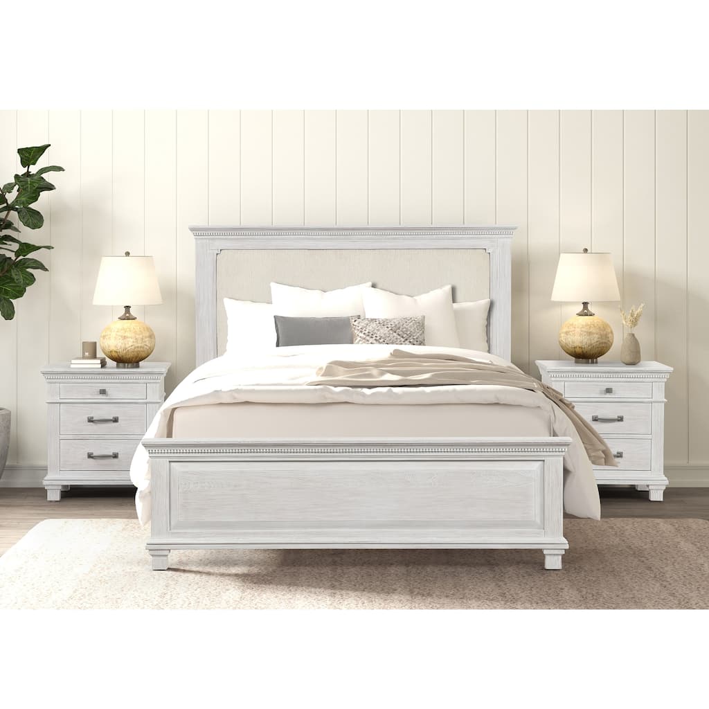 Furniture of America Eleanor 3-Piece Weathered Grey Solid Wood Panel Bedroom Set with Dentil Molding