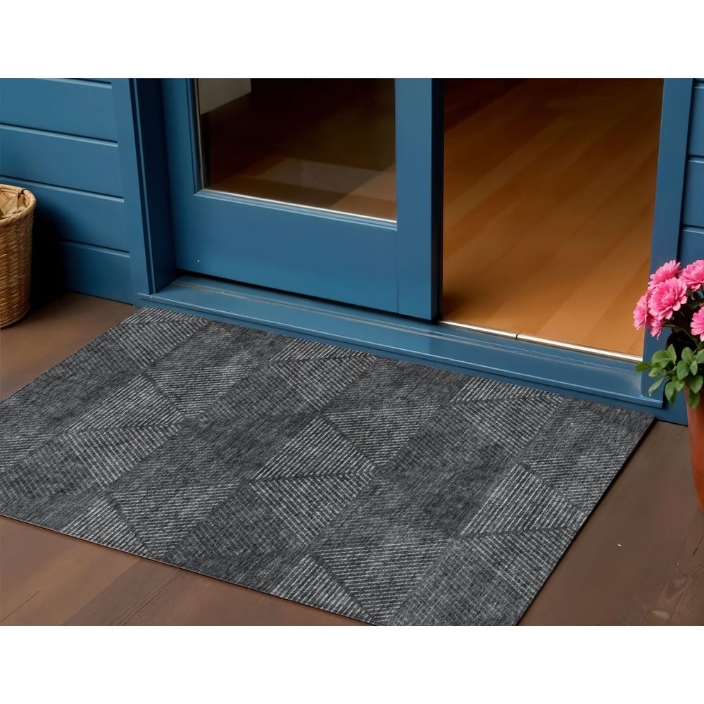 HomeRoots Geometric Transitional Rectangle Outdoor Rug