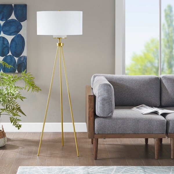 Carson Carrington Utena Tripod Floor Lamp On Sale Overstock 10546880
