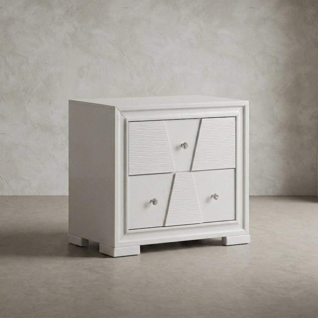 Furniture of America Watella Modern White Solid Wood 2-Drawer Nightstand