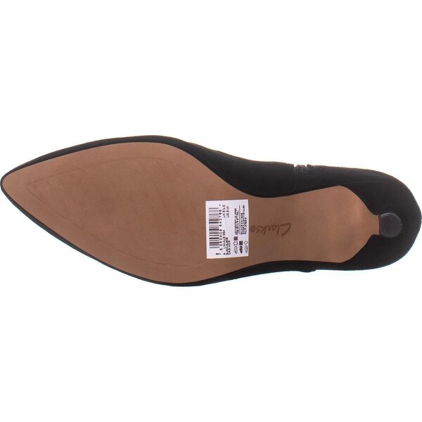 clarks kitten heel boots