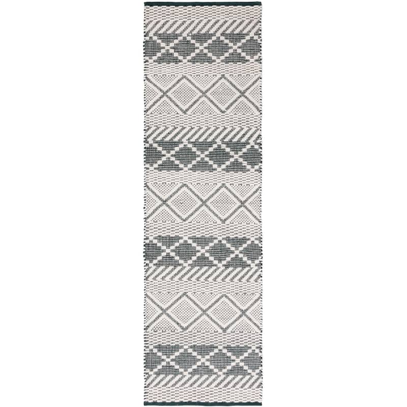 SAFAVIEH Handmade Natura Fazlie Moroccan Wool Rug