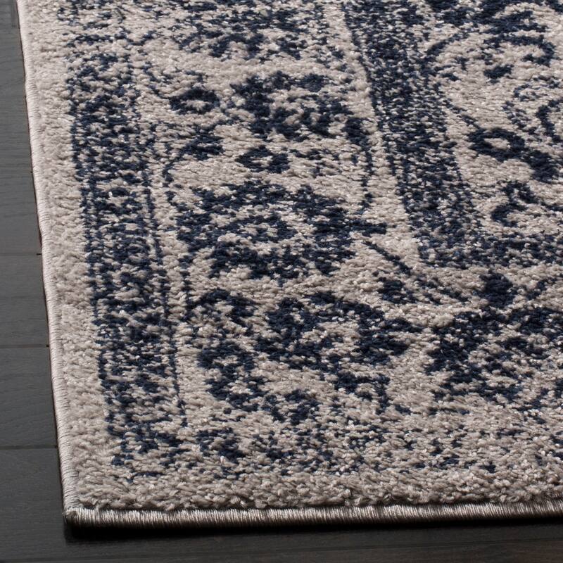 SAFAVIEH Adirondack Dakota Rustic Shabby Chic Distressed Rug