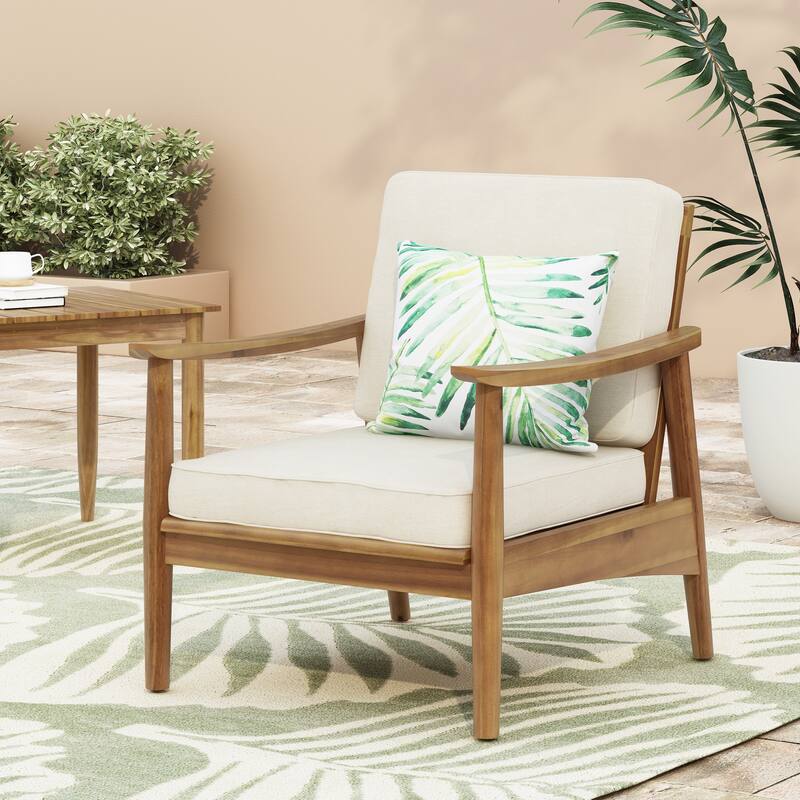 Roomfitters Outdoor Club Chair with Curved Armrests and Cream Cushions, Solid Acacia Wood Frame, Beige