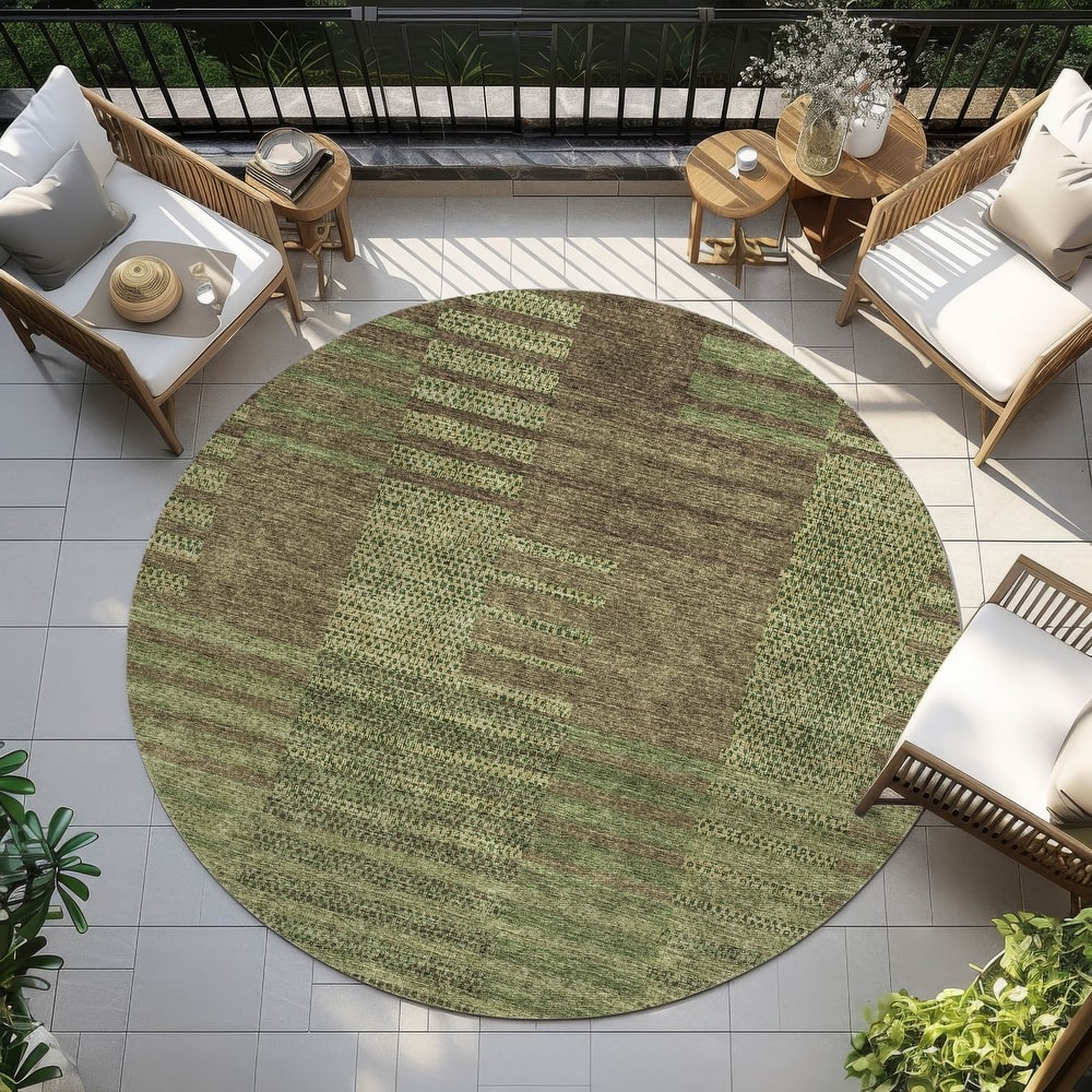 Machine Washable Indoor/ Outdoor Modern Stripes Chantille Rug