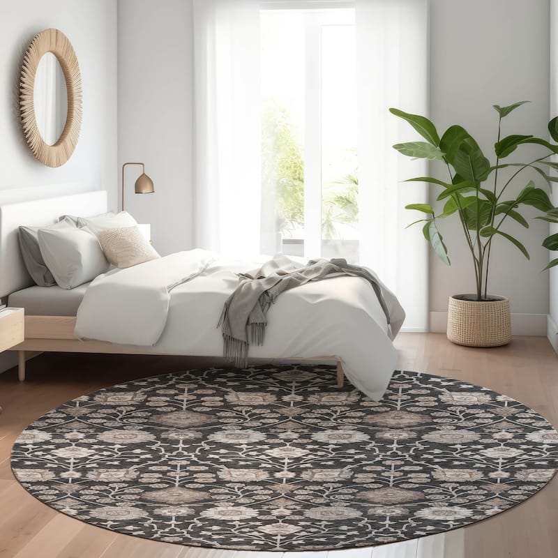 Machine Washable Indoor/ Outdoor Traditional Casual Chantille Rug - Black - 8' x 8'