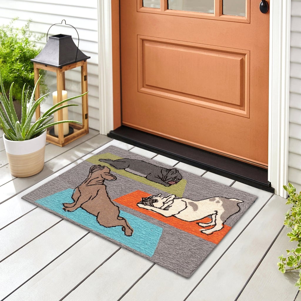 Liora Manne Frontporch Yoga Dogs Indoor/Outdoor Rug - 2'6" x 4'