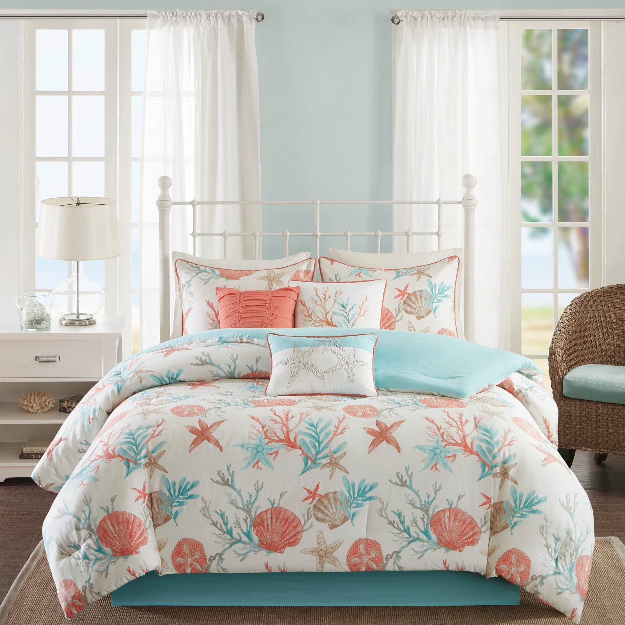 Madison Park Pebble Beach 100% Cotton 7-Piece Sateen Comforter Set with Bed Skirt and Decorative Pillows and Matching Shams