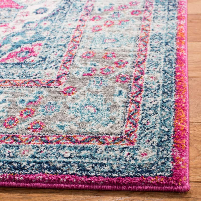 SAFAVIEH, Evoke Seniha Vintage Boho Medallion Rug