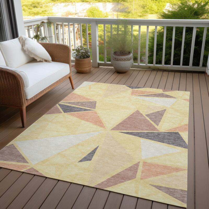 Machine Washable Indoor/ Outdoor Abstract Mosaic Chantille Rug