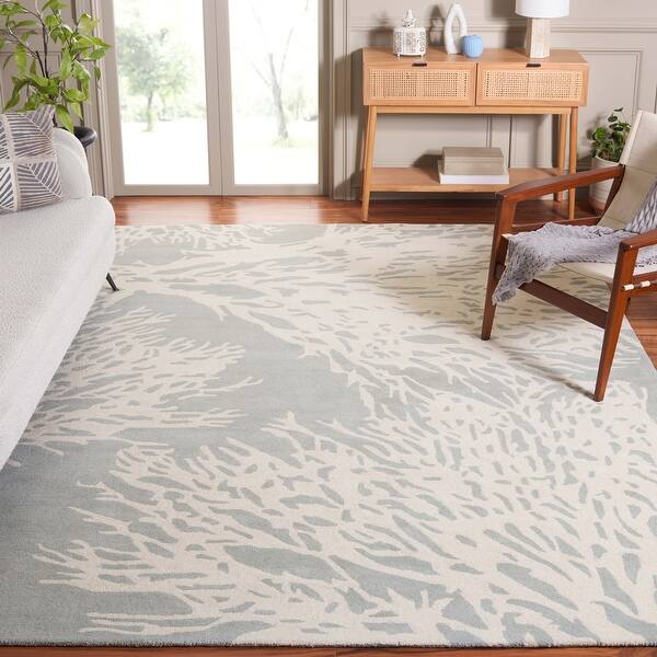 slide 2 of 65, SAFAVIEH Handmade Bella Lular Modern Floral Wool Rug