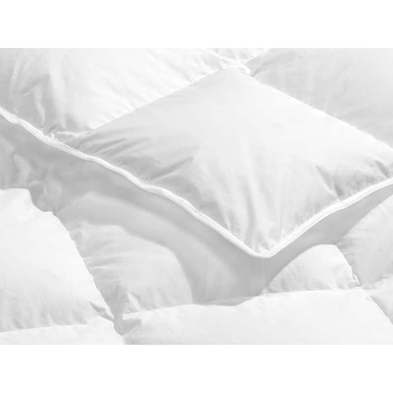 Highland Feather 700 Loft European White Down Bordeaux Duvet/Comforter 700TC Casing with Corner Ties