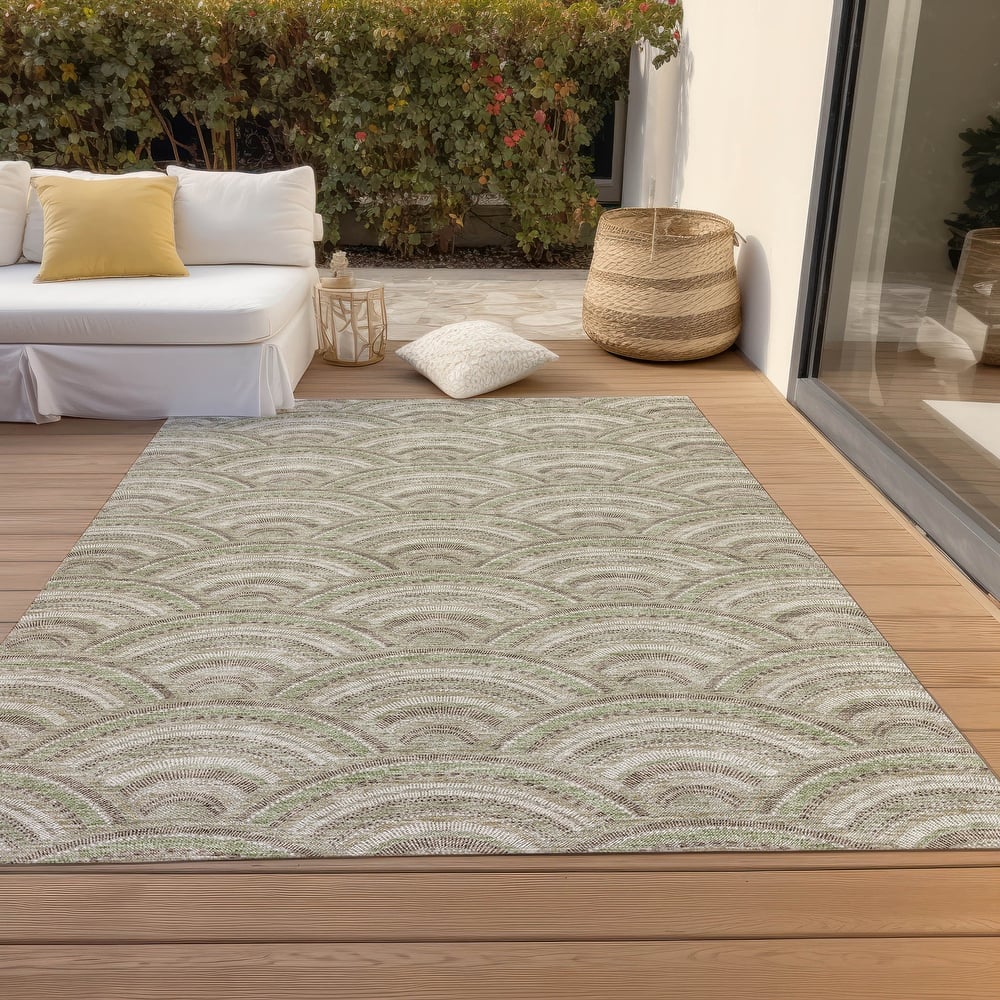 Machine Washable Indoor/ Outdoor Modern Mosaic Chantille Rug
