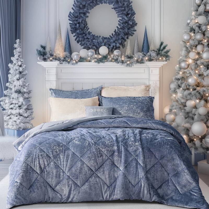 Intelligent Design Isabel Velvet Duvet Cover Set (Insert Excluded) - Blue - Queen