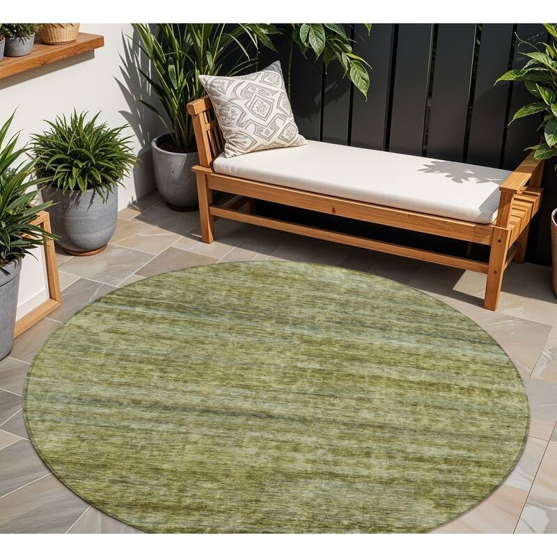 HomeRoots Striped Transitional Rectangle Outdoor Rug - 8' Round