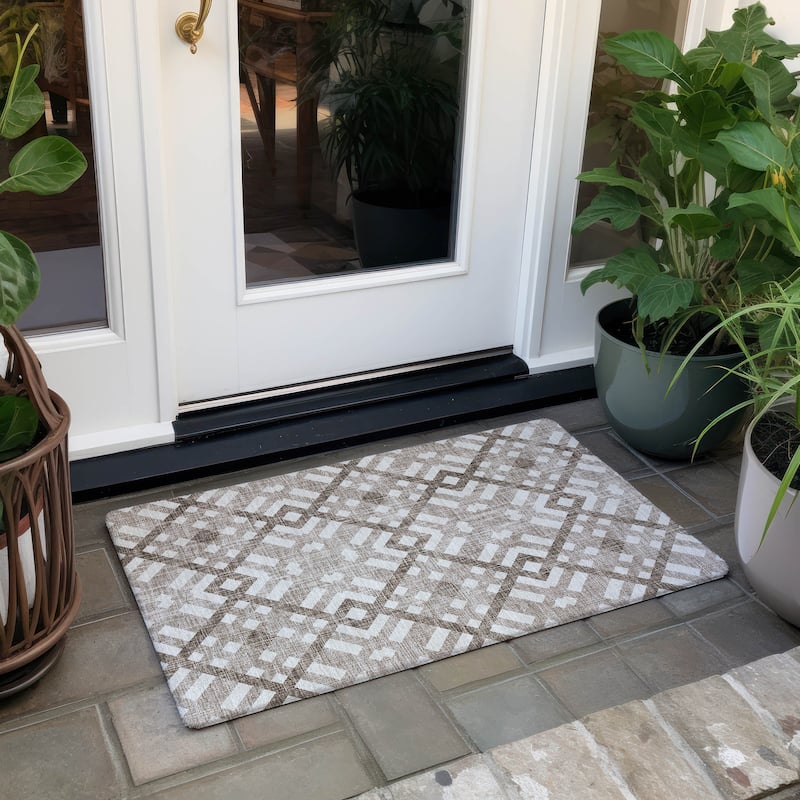 Machine Washable Indoor/ Outdoor Chantille Contemporary Trellis Rug