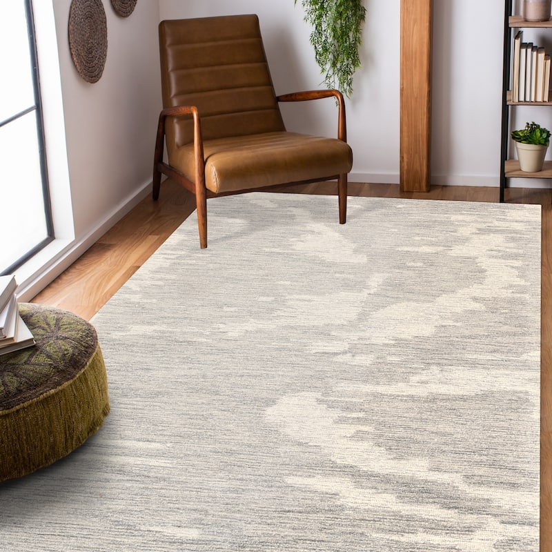Mohave Ivory and Gray Abstract Hand-Hooked Area Rug 2' x 3'