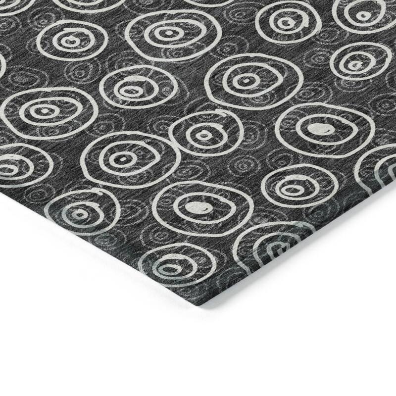 HomeRoots Geometric Transitional Rectangle Outdoor Rug